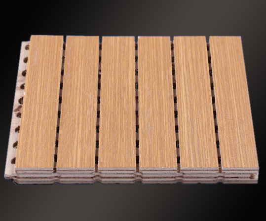 復(fù)合槽木吸音板(圖1)