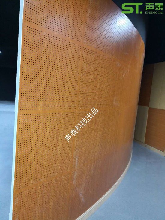 東莞影音室聲學(xué)工程案例(圖2) 東莞影音室聲學(xué)工程案例(圖2)